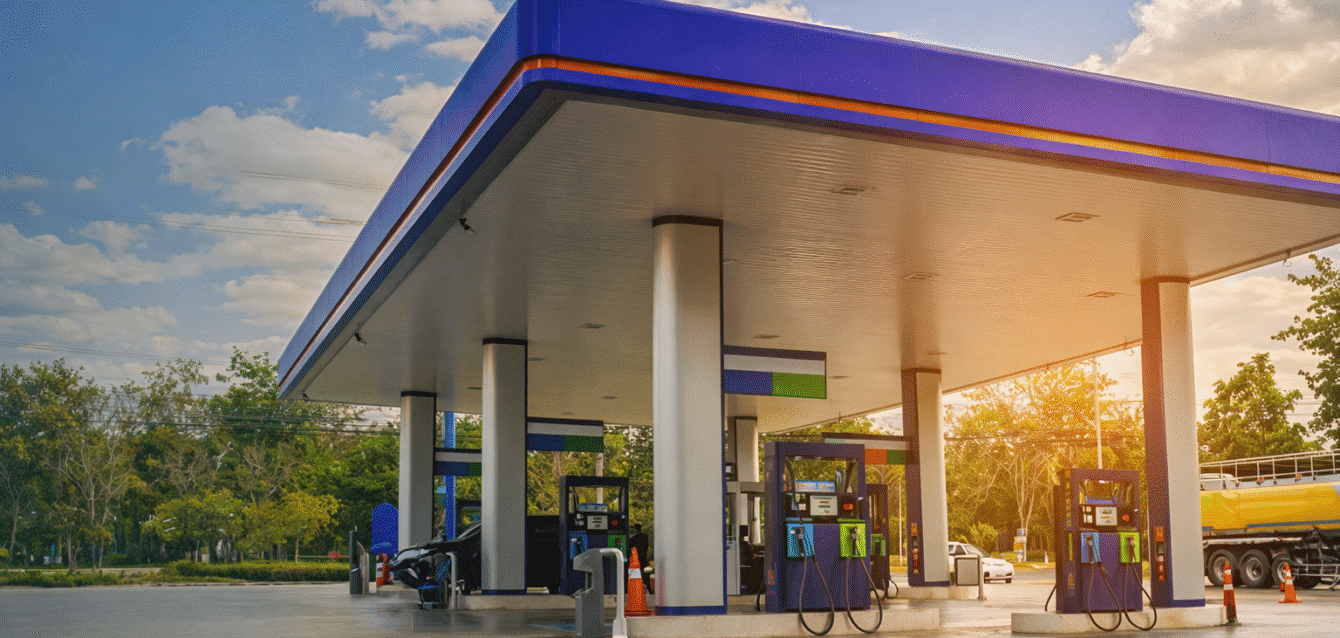 Solving Analysis-to-Action Latency in Oil and Gas Solving Analysis-to-Action Latency in Oil and Gas